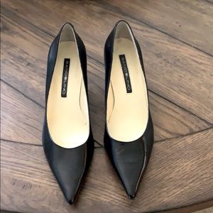 Bandolino black 1.5 inch heels